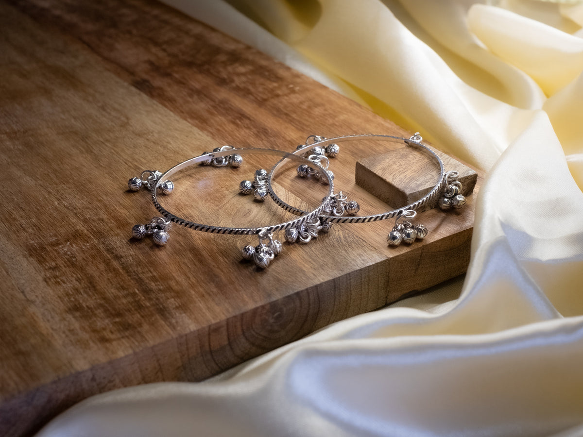 Twisted Wire Ghungroo Hanging Bangle - ADA