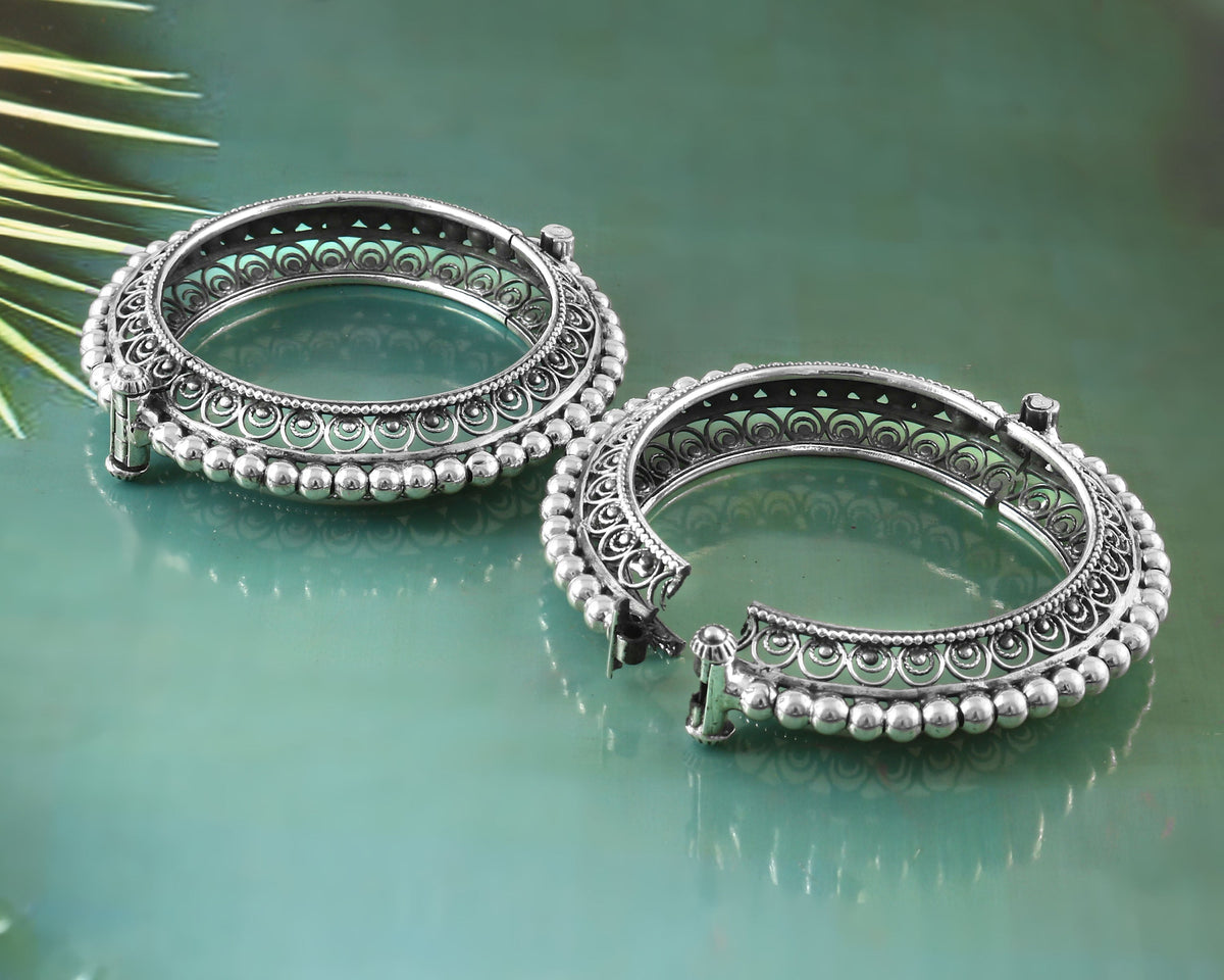 Jali Work Granulated Bangle(1Pc)