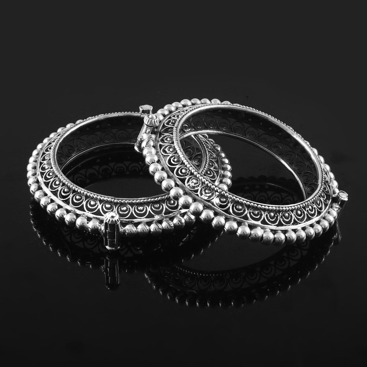 Jali Work Granulated Bangle(1Pc)