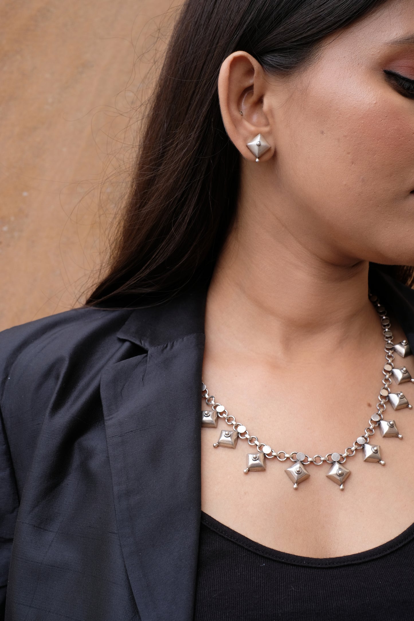 Plain Diamond Shape Necklace- SAADHGEE