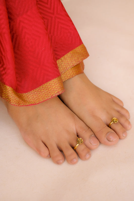 Gold Rose Flower Toe Ring