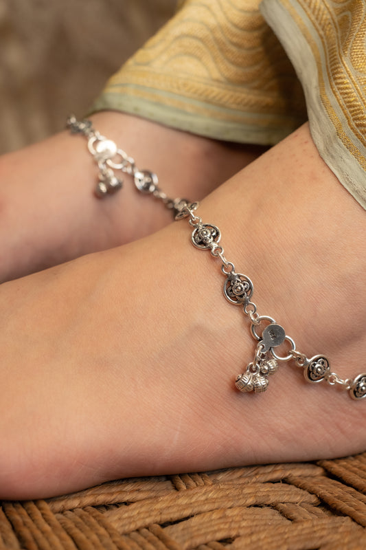 Geometric Floral Anklet