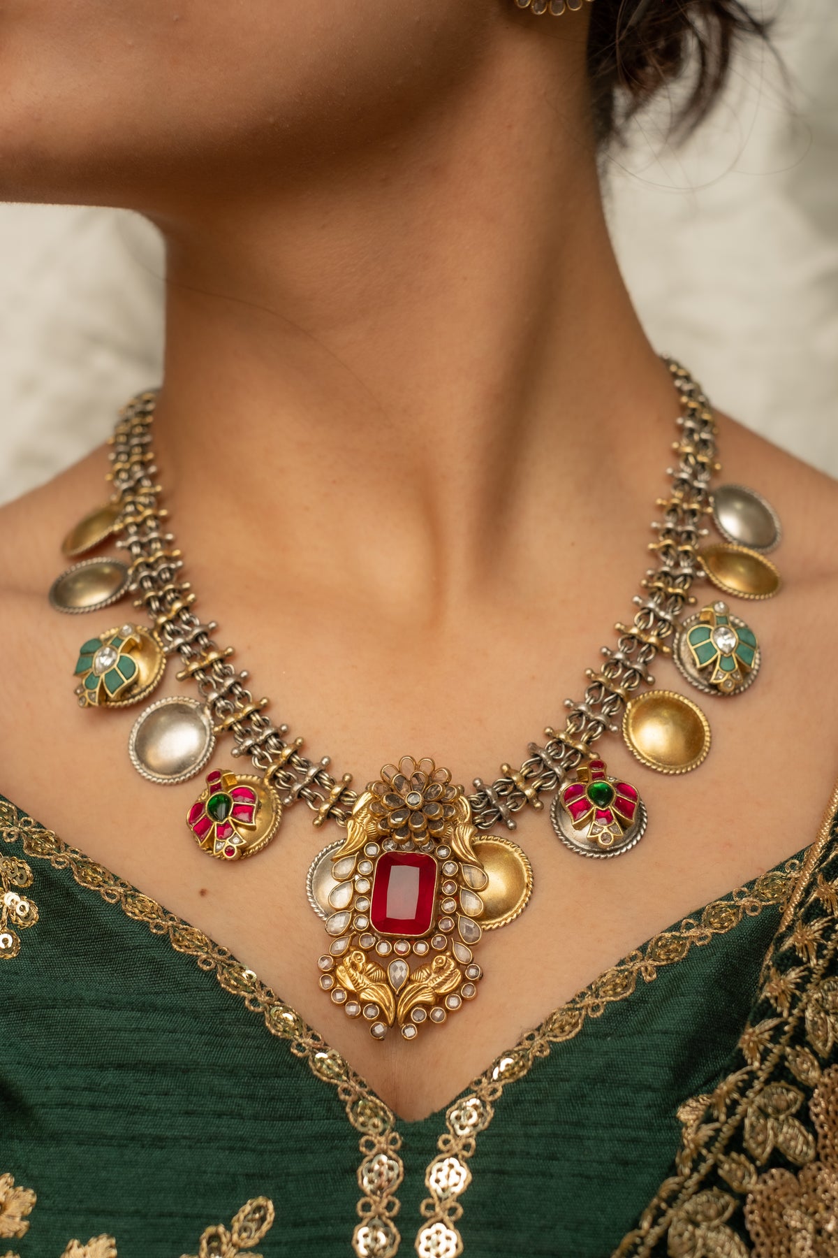 Dual Tone Floral Kundan Necklace