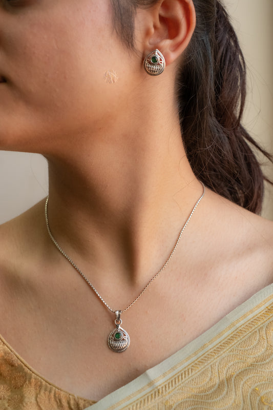 Green Stone Paan Drop Pendant