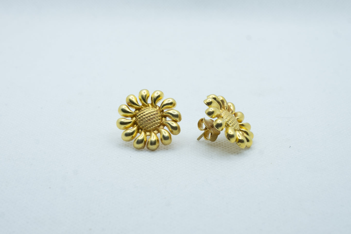 Gold-plated Sunflower Earrings - SAADHGEE