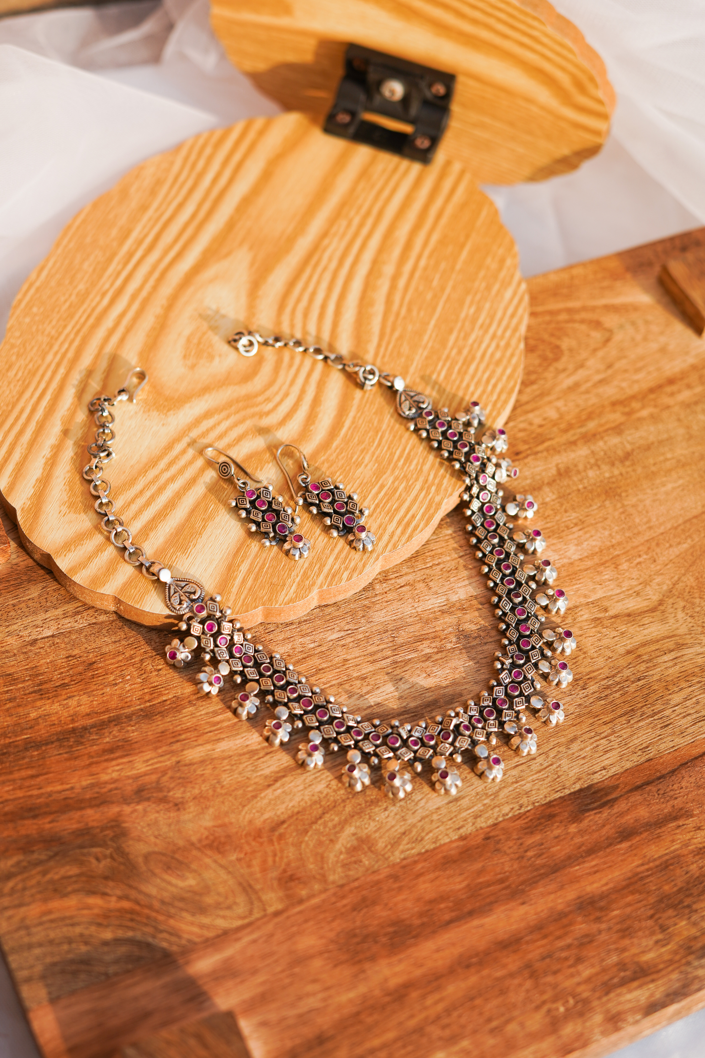 Red Stone and Flower Hangings Necklace And Earrings