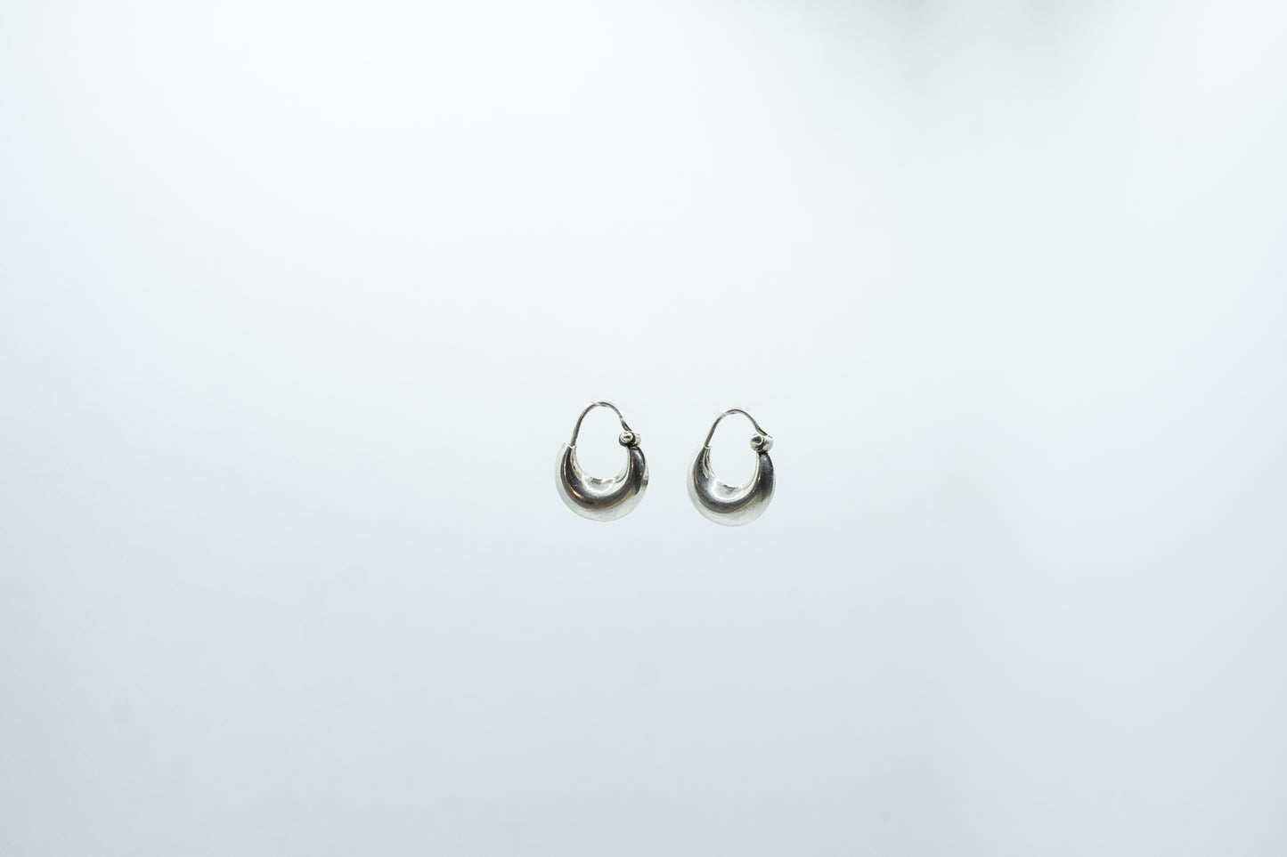 Plain Bali Hoops - SAADHGEE