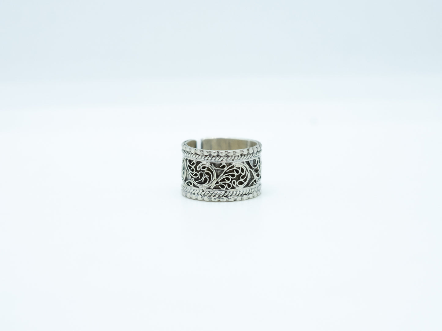 Wire Work Leaf Design Ring - SAADHGEE