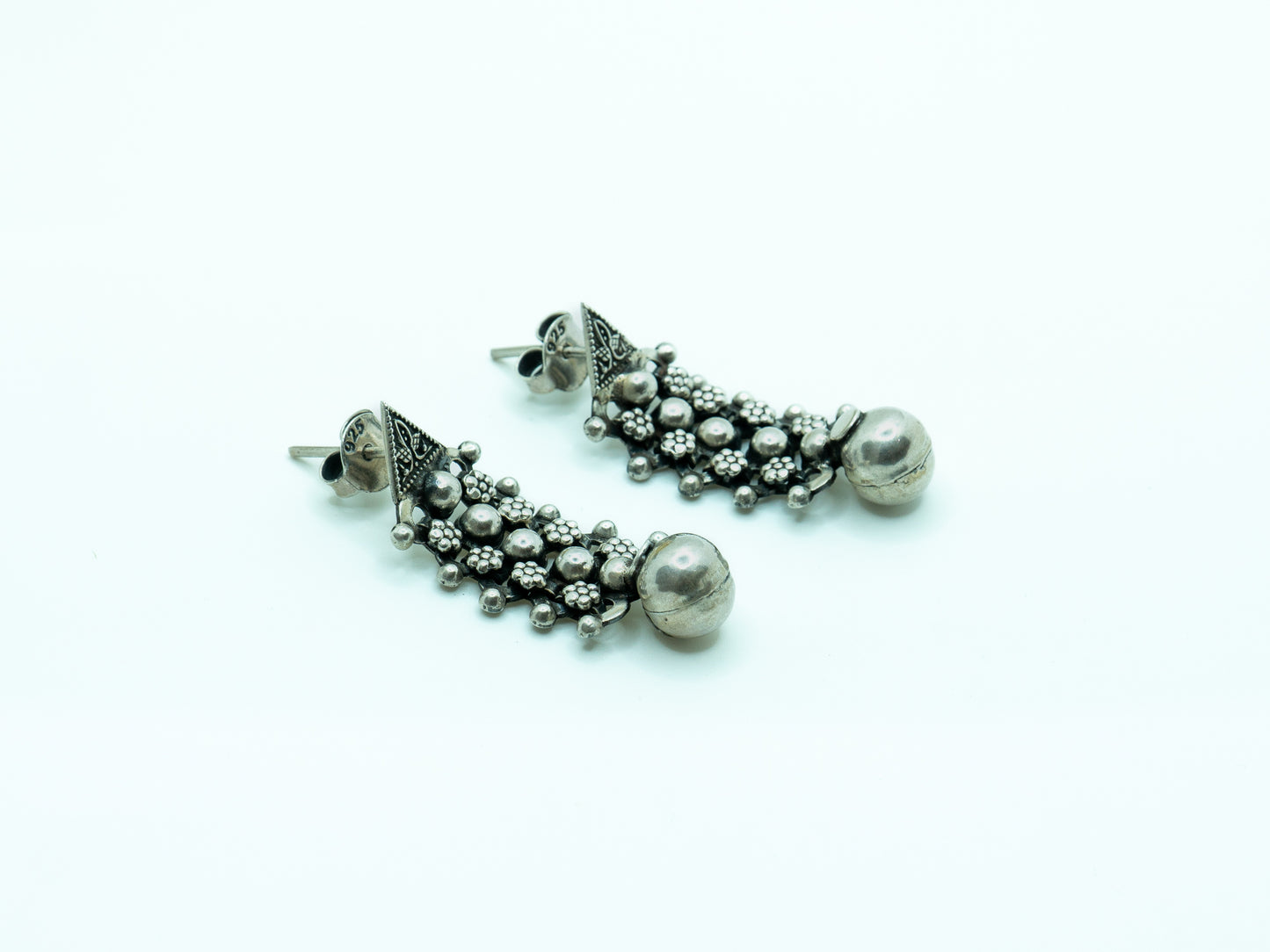 Interlinked Chain Ball Earring - ADA